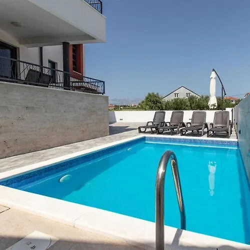 Apartment Zidaric 브르시